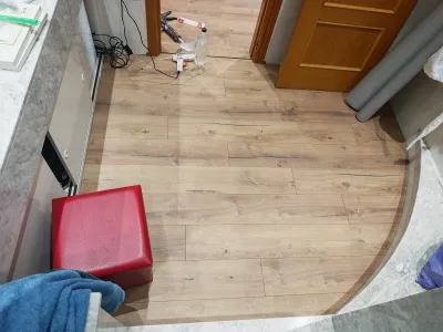 Instalación de suelo de madera natural en Barcelona