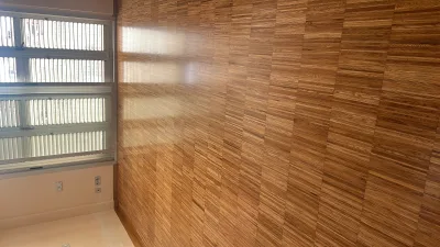 Instalación de suelo de madera natural en Barcelona