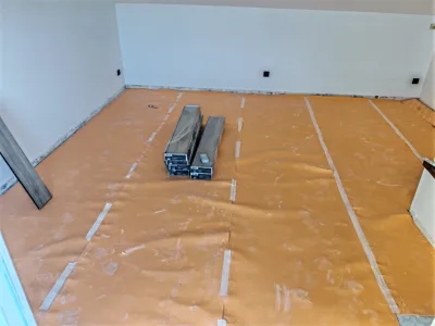 Instalación de suelo de madera natural en Cerdanyola